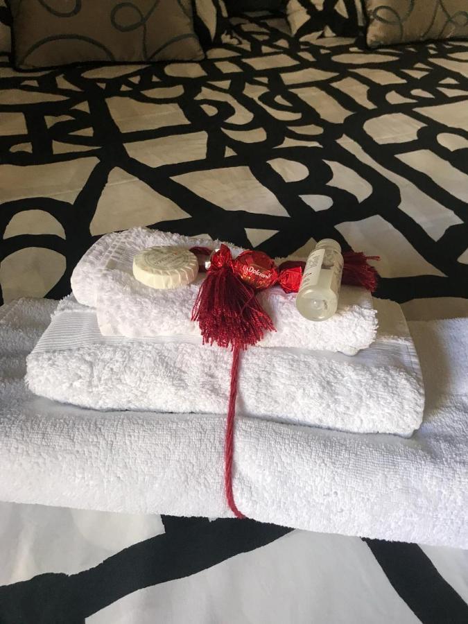 Calefati House Possibilita Self Check In Dopo Le 22 Apartment Bari Bagian luar foto