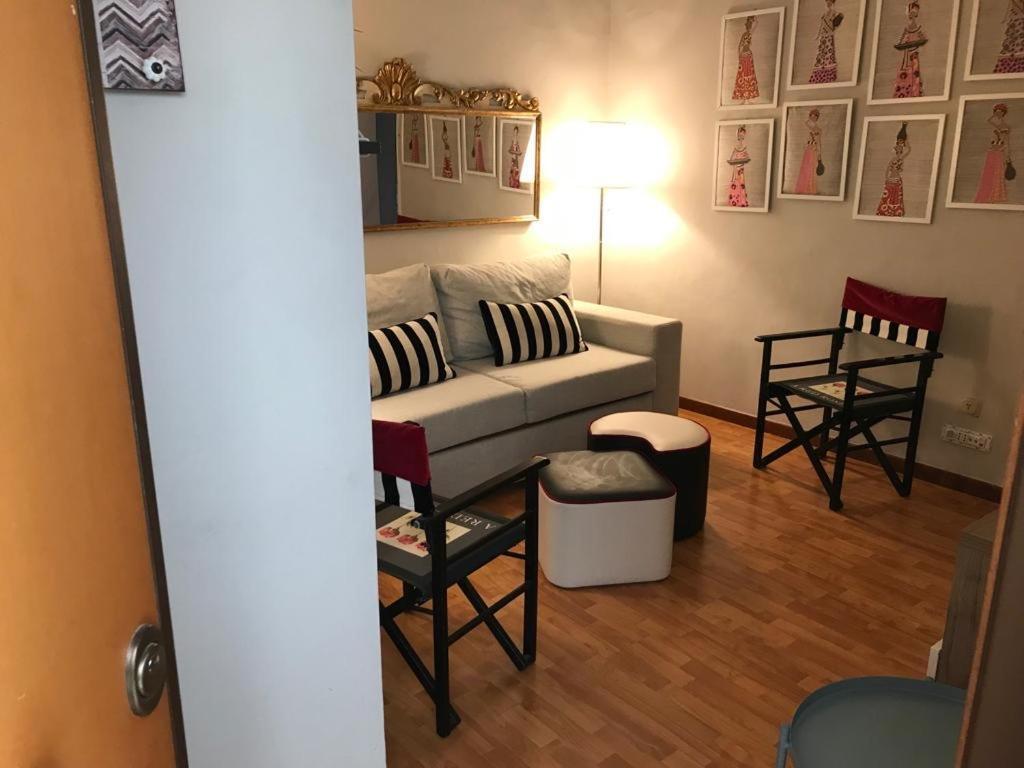 Calefati House Possibilita Self Check In Dopo Le 22 Apartment Bari Bagian luar foto